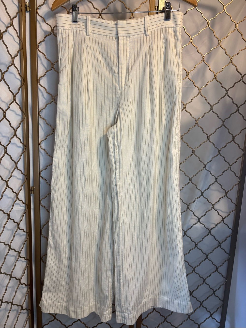 Madewell Cream Wide-Leg Pinstripe Trousers size 4 in Excellent Condition